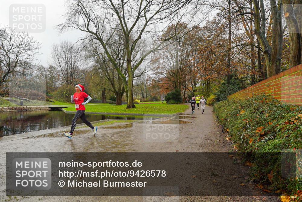 07.12.2025 - St. Pauli X-Mass-Run No. 15 Michael Burmester http://msf.ph/oto/9426578 07.12.2025 10:40:00 Laufen  meine-sportfotos.de
