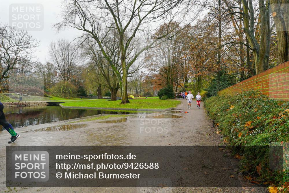 07.12.2025 - St. Pauli X-Mass-Run No. 15 Michael Burmester http://msf.ph/oto/9426588 07.12.2025 10:40:42 Laufen  meine-sportfotos.de