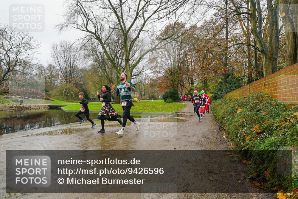 07.12.2025 - St. Pauli X-Mass-Run No. 15 Michael Burmester http://msf.ph/oto/9426596 07.12.2025 10:41:01 Laufen  meine-sportfotos.de