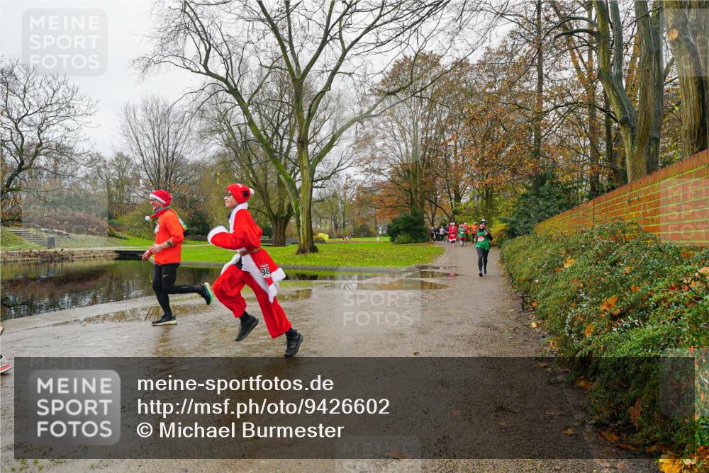 07.12.2025 - St. Pauli X-Mass-Run No. 15 Michael Burmester http://msf.ph/oto/9426602 07.12.2025 10:41:07 Laufen  meine-sportfotos.de
