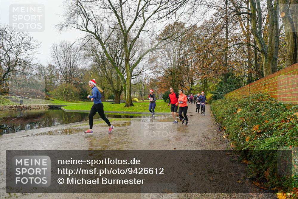 07.12.2025 - St. Pauli X-Mass-Run No. 15 Michael Burmester http://msf.ph/oto/9426612 07.12.2025 10:41:26 Laufen  meine-sportfotos.de