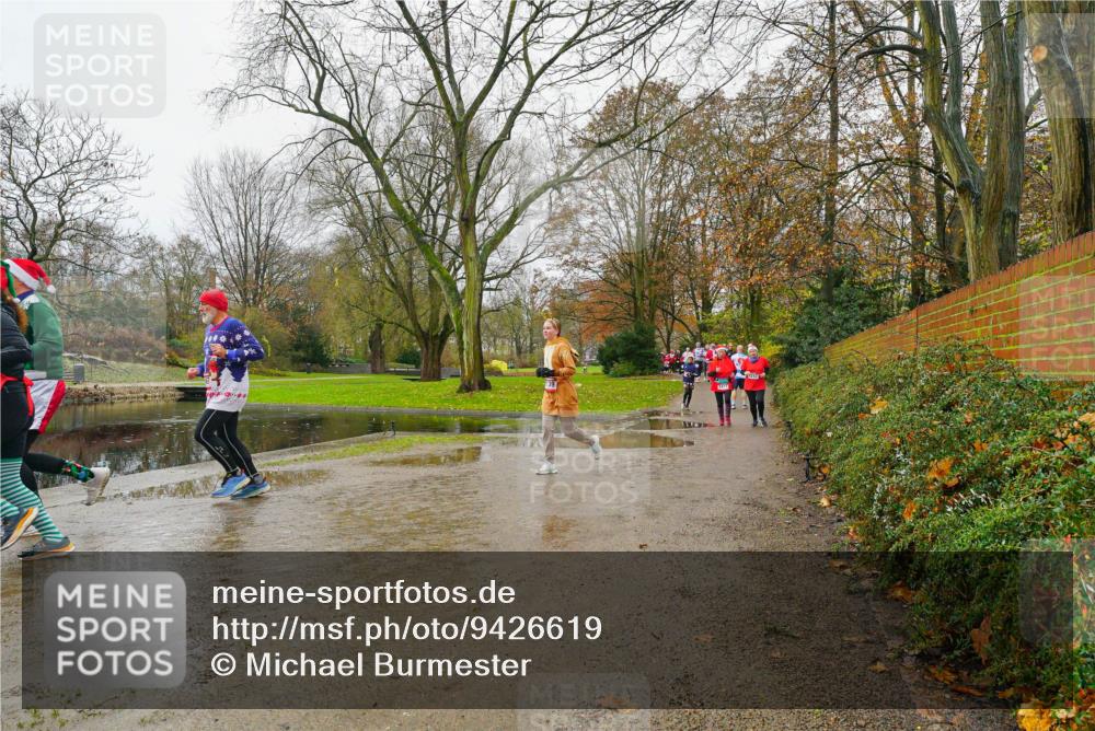 07.12.2025 - St. Pauli X-Mass-Run No. 15 Michael Burmester http://msf.ph/oto/9426619 07.12.2025 10:41:40 Laufen  meine-sportfotos.de