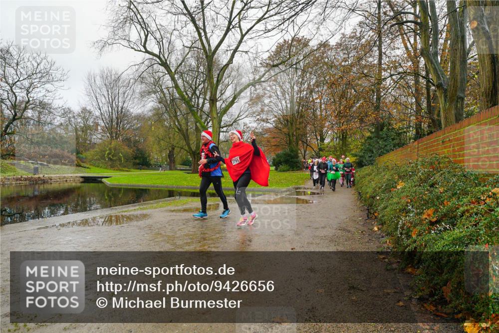 07.12.2025 - St. Pauli X-Mass-Run No. 15 Michael Burmester http://msf.ph/oto/9426656 07.12.2025 10:42:40 Laufen 2791 meine-sportfotos.de