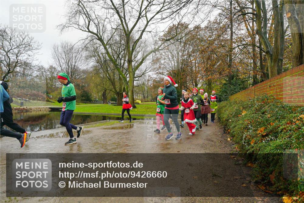 07.12.2025 - St. Pauli X-Mass-Run No. 15 Michael Burmester http://msf.ph/oto/9426660 07.12.2025 10:42:47 Laufen 1138, 193 meine-sportfotos.de