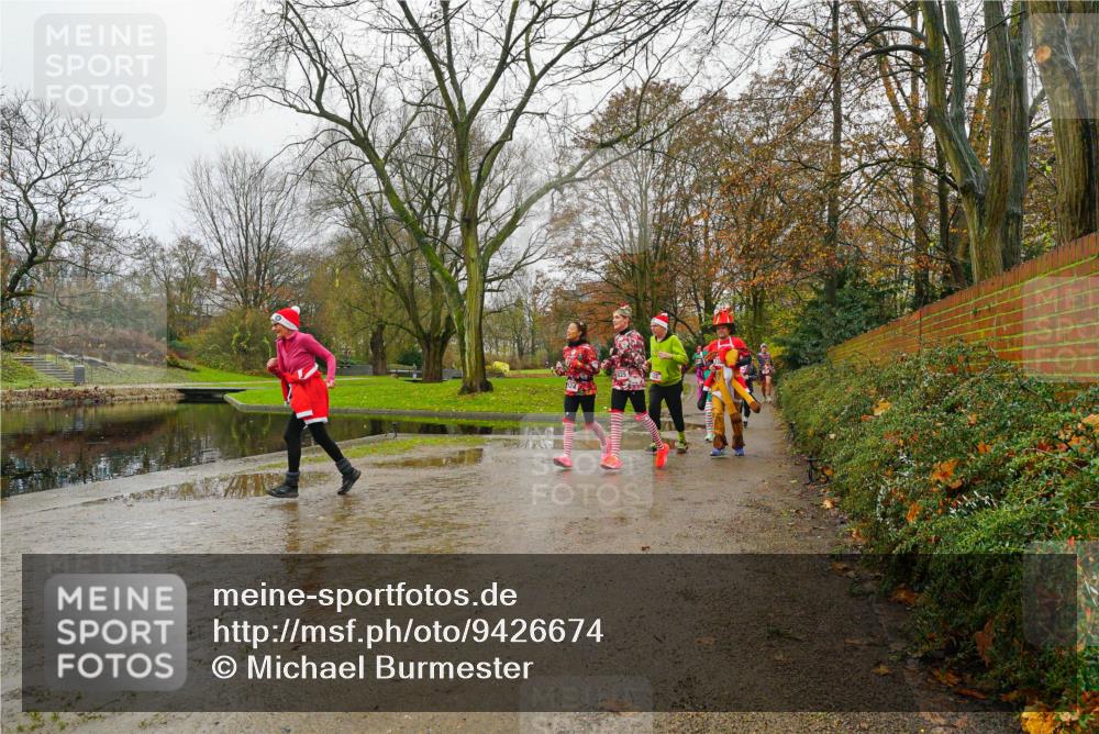 07.12.2025 - St. Pauli X-Mass-Run No. 15 Michael Burmester http://msf.ph/oto/9426674 07.12.2025 10:43:04 Laufen  meine-sportfotos.de