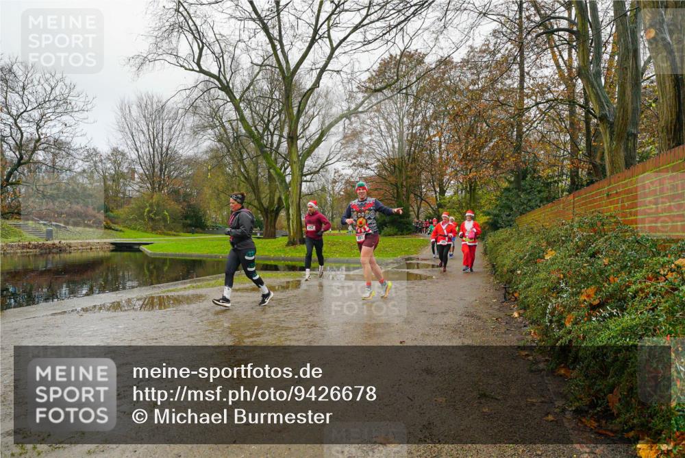 07.12.2025 - St. Pauli X-Mass-Run No. 15 Michael Burmester http://msf.ph/oto/9426678 07.12.2025 10:43:09 Laufen 00 meine-sportfotos.de