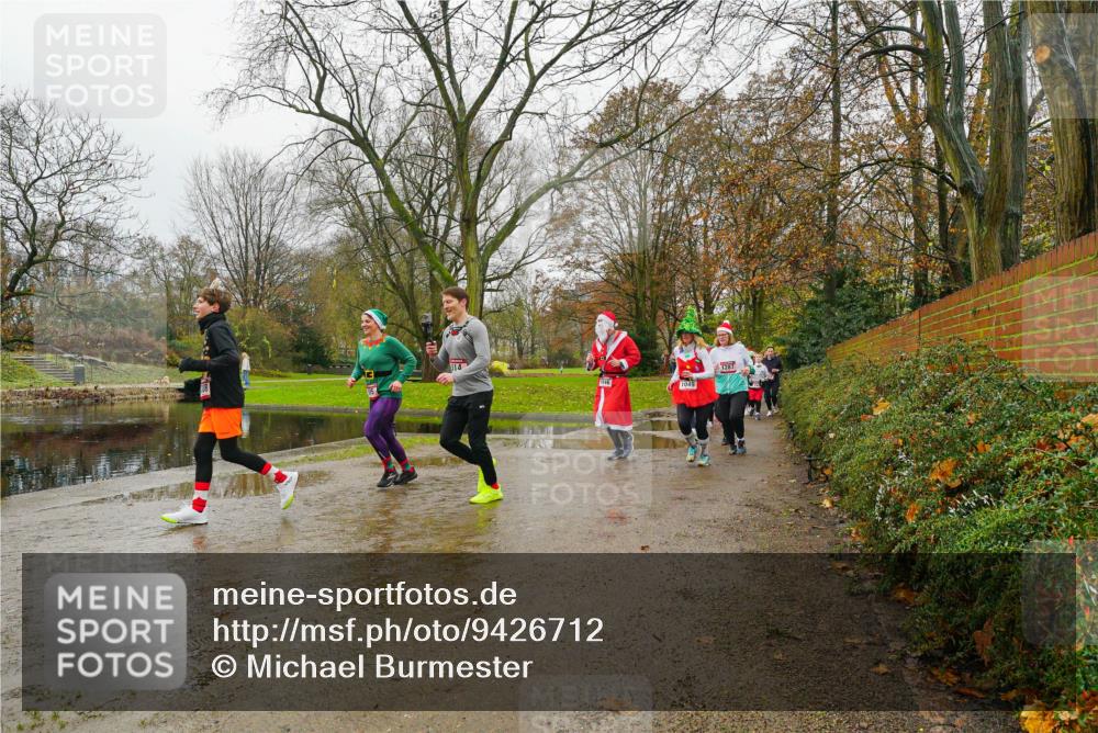 07.12.2025 - St. Pauli X-Mass-Run No. 15 Michael Burmester http://msf.ph/oto/9426712 07.12.2025 10:44:02 Laufen 514, 1049, 1287 meine-sportfotos.de