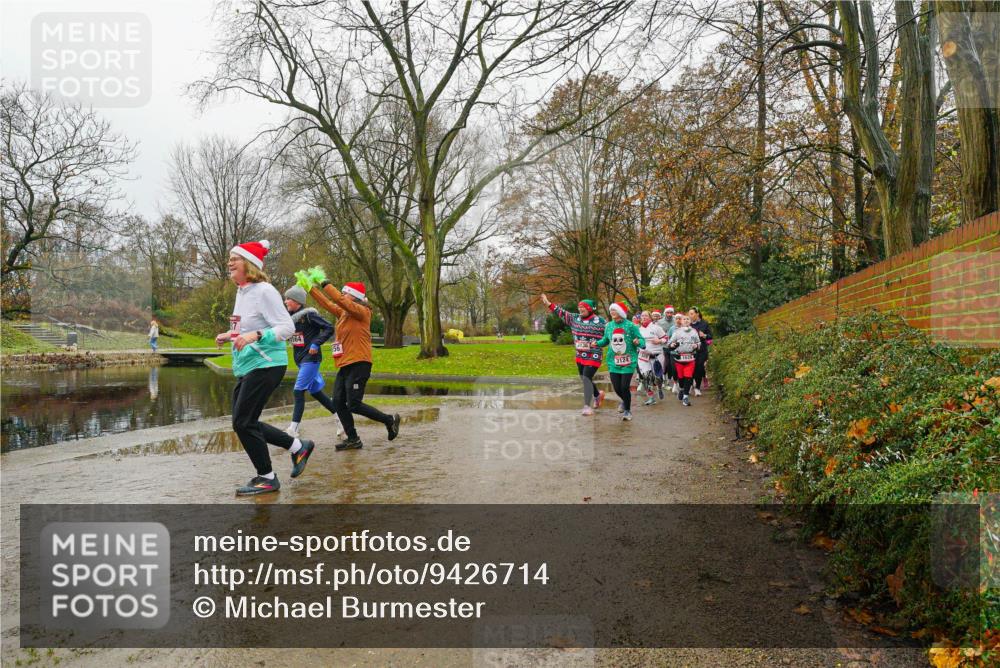 07.12.2025 - St. Pauli X-Mass-Run No. 15 Michael Burmester http://msf.ph/oto/9426714 07.12.2025 10:44:04 Laufen 1564, 3124 meine-sportfotos.de