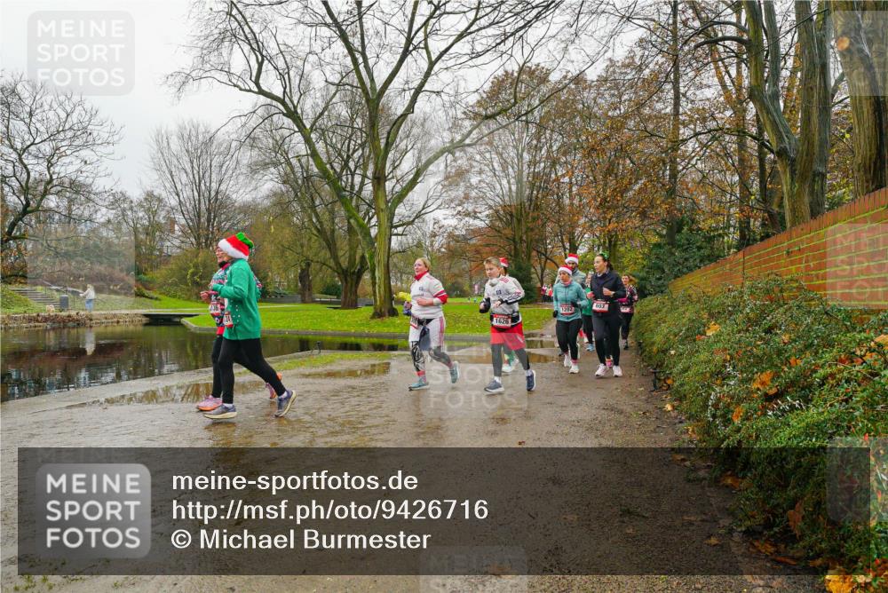 07.12.2025 - St. Pauli X-Mass-Run No. 15 Michael Burmester http://msf.ph/oto/9426716 07.12.2025 10:44:07 Laufen 1626, 1202, 603 meine-sportfotos.de