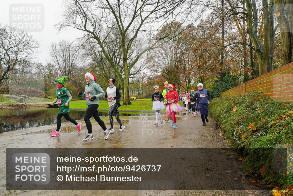 07.12.2025 - St. Pauli X-Mass-Run No. 15 Michael Burmester http://msf.ph/oto/9426737 07.12.2025 10:44:37 Laufen 106, 41, 1707, 1840 meine-sportfotos.de