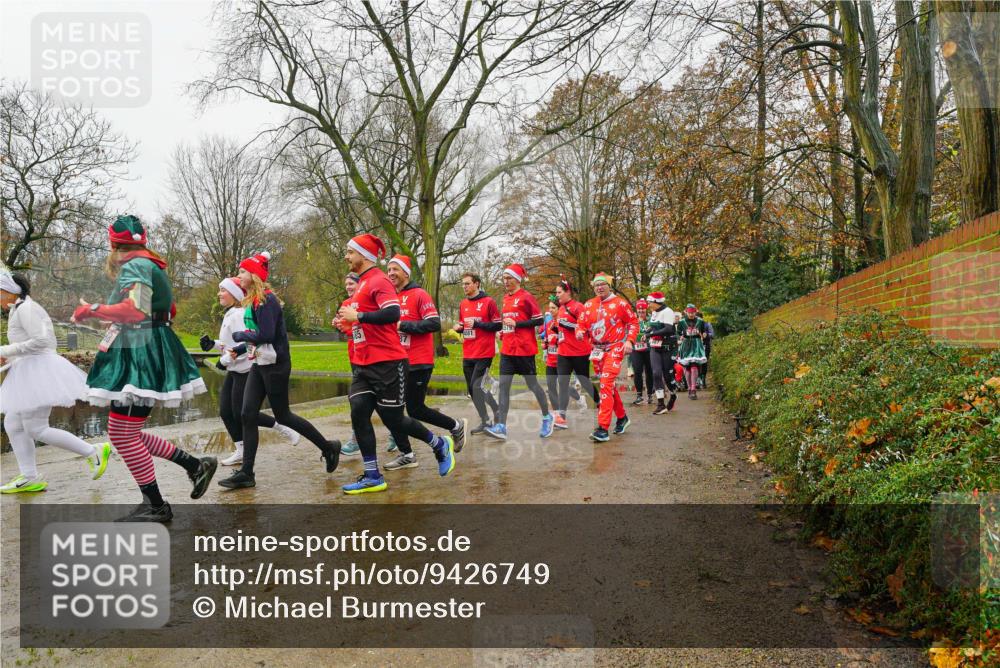 07.12.2025 - St. Pauli X-Mass-Run No. 15 Michael Burmester http://msf.ph/oto/9426749 07.12.2025 10:44:46 Laufen 4581 meine-sportfotos.de