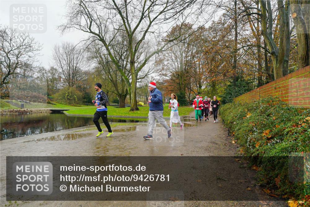 07.12.2025 - St. Pauli X-Mass-Run No. 15 Michael Burmester http://msf.ph/oto/9426781 07.12.2025 10:45:18 Laufen  meine-sportfotos.de