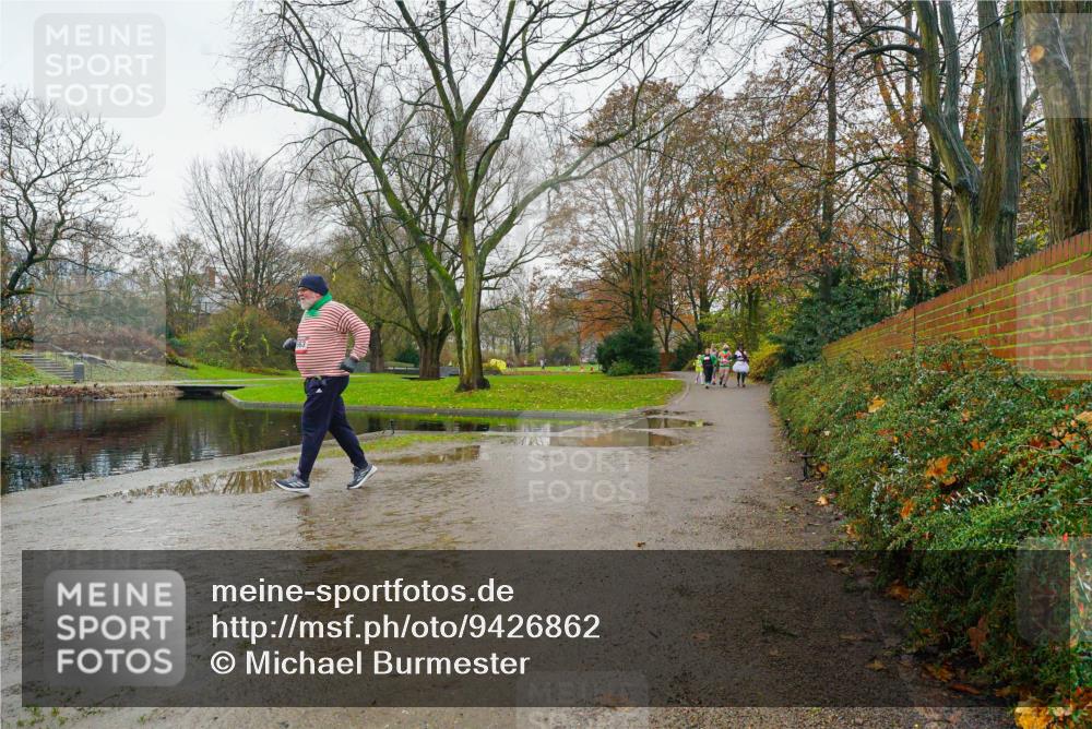 07.12.2025 - St. Pauli X-Mass-Run No. 15 Michael Burmester http://msf.ph/oto/9426862 07.12.2025 10:47:33 Laufen  meine-sportfotos.de