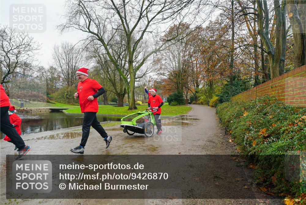 07.12.2025 - St. Pauli X-Mass-Run No. 15 Michael Burmester http://msf.ph/oto/9426870 07.12.2025 10:48:12 Laufen  meine-sportfotos.de
