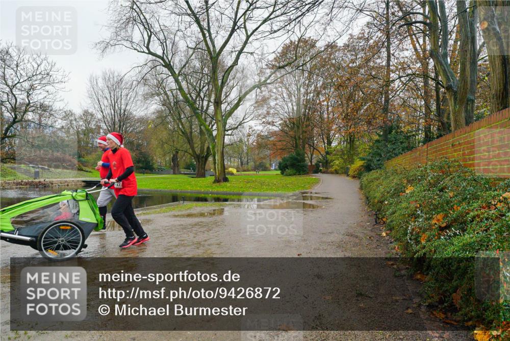 07.12.2025 - St. Pauli X-Mass-Run No. 15 Michael Burmester http://msf.ph/oto/9426872 07.12.2025 10:48:14 Laufen 127 meine-sportfotos.de