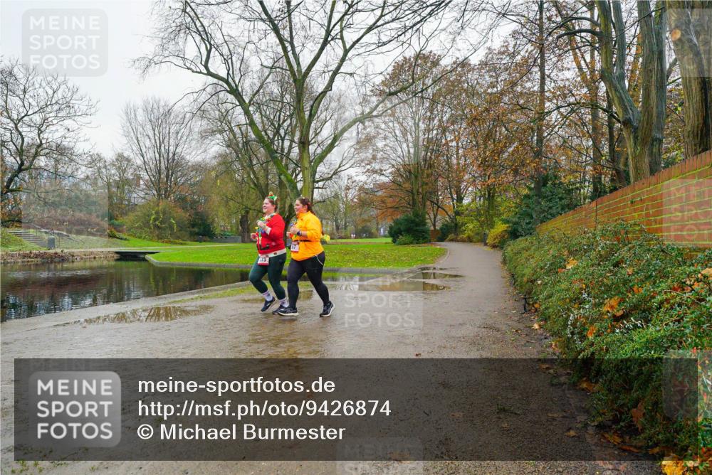 07.12.2025 - St. Pauli X-Mass-Run No. 15 Michael Burmester http://msf.ph/oto/9426874 07.12.2025 10:48:47 Laufen 373 meine-sportfotos.de