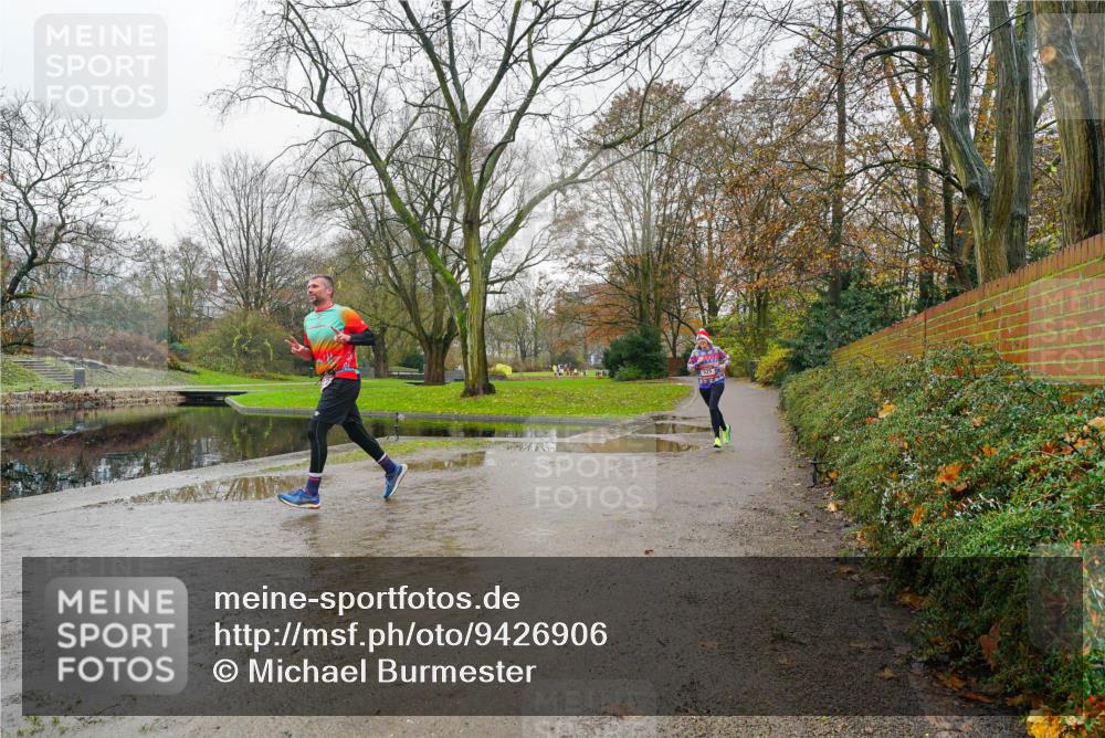 07.12.2025 - St. Pauli X-Mass-Run No. 15 Michael Burmester http://msf.ph/oto/9426906 07.12.2025 10:58:24 Laufen  meine-sportfotos.de