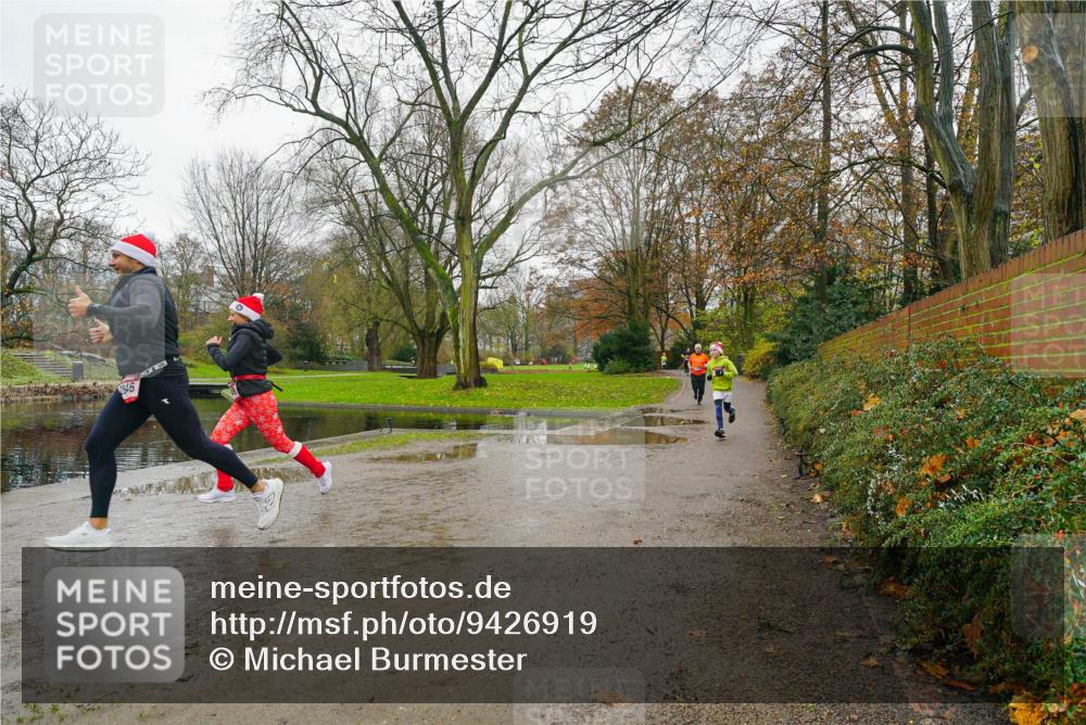 07.12.2025 - St. Pauli X-Mass-Run No. 15 Michael Burmester http://msf.ph/oto/9426919 07.12.2025 11:00:04 Laufen 46 meine-sportfotos.de