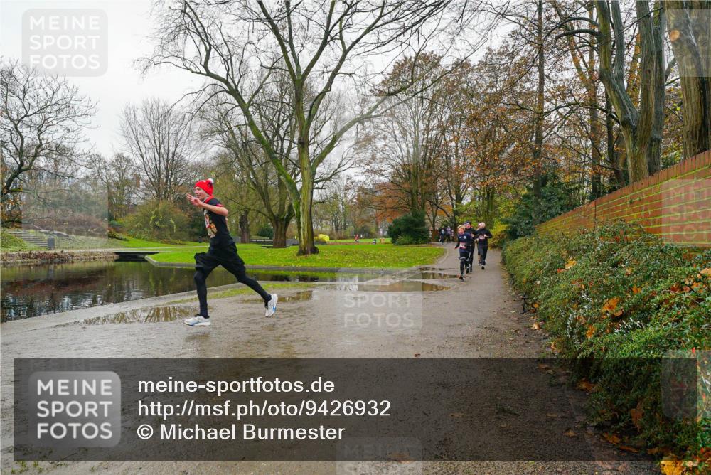07.12.2025 - St. Pauli X-Mass-Run No. 15 Michael Burmester http://msf.ph/oto/9426932 07.12.2025 11:00:47 Laufen  meine-sportfotos.de