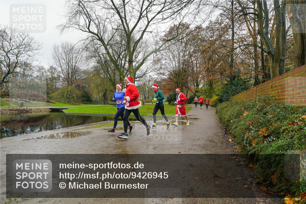 07.12.2025 - St. Pauli X-Mass-Run No. 15 Michael Burmester http://msf.ph/oto/9426945 07.12.2025 11:01:15 Laufen  meine-sportfotos.de