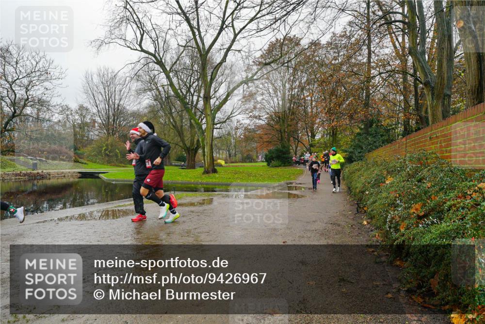 07.12.2025 - St. Pauli X-Mass-Run No. 15 Michael Burmester http://msf.ph/oto/9426967 07.12.2025 11:01:57 Laufen  meine-sportfotos.de