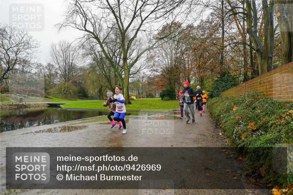 07.12.2025 - St. Pauli X-Mass-Run No. 15 Michael Burmester http://msf.ph/oto/9426969 07.12.2025 11:02:02 Laufen 1591 meine-sportfotos.de