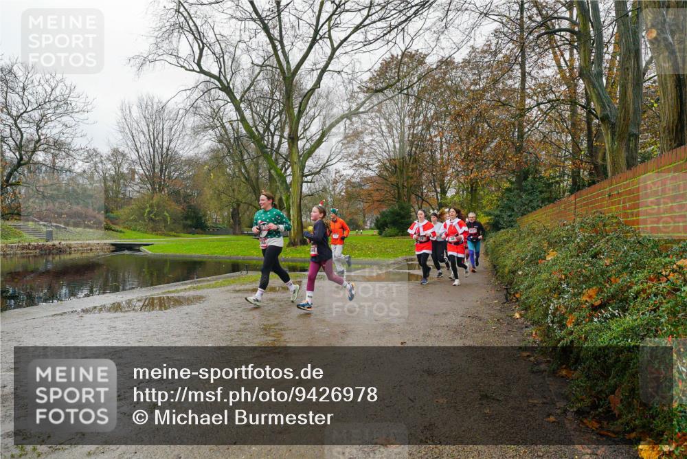 07.12.2025 - St. Pauli X-Mass-Run No. 15 Michael Burmester http://msf.ph/oto/9426978 07.12.2025 11:02:14 Laufen  meine-sportfotos.de