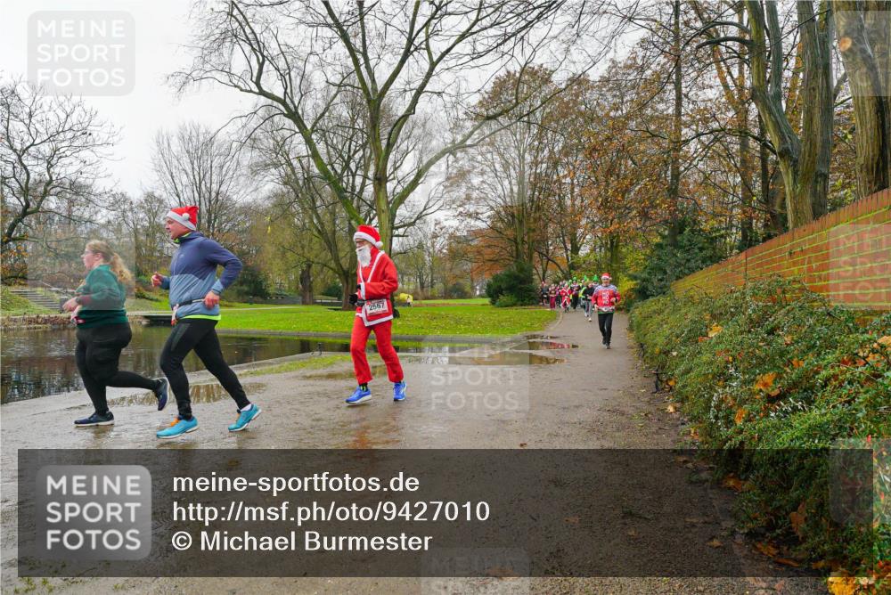 07.12.2025 - St. Pauli X-Mass-Run No. 15 Michael Burmester http://msf.ph/oto/9427010 07.12.2025 11:03:29 Laufen 2567 meine-sportfotos.de