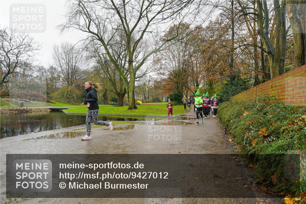 07.12.2025 - St. Pauli X-Mass-Run No. 15 Michael Burmester http://msf.ph/oto/9427012 07.12.2025 11:03:36 Laufen  meine-sportfotos.de