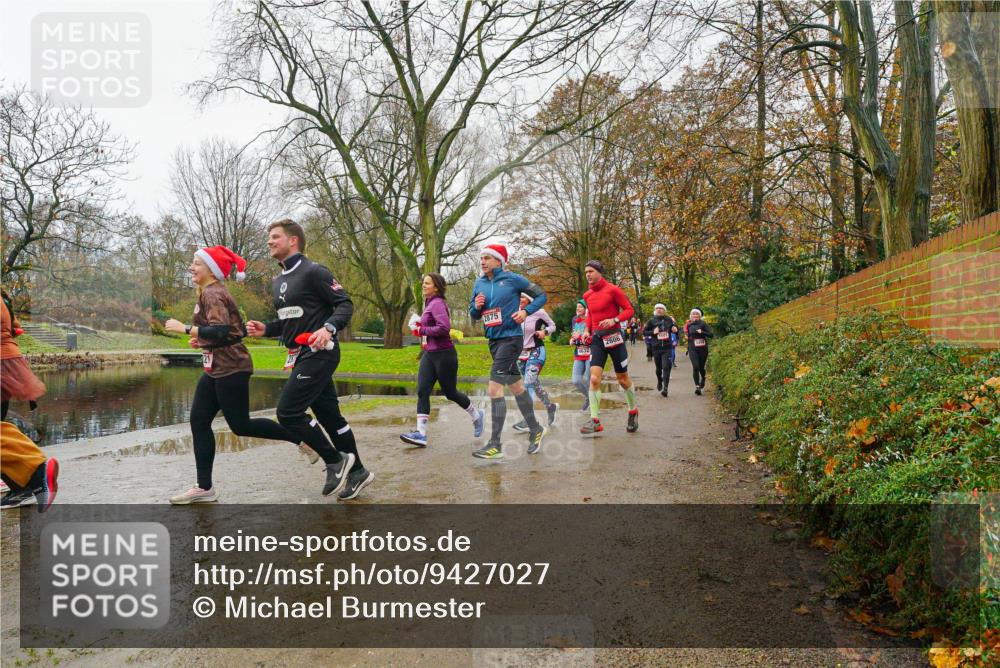 07.12.2025 - St. Pauli X-Mass-Run No. 15 Michael Burmester http://msf.ph/oto/9427027 07.12.2025 11:03:50 Laufen 2875, 2606 meine-sportfotos.de