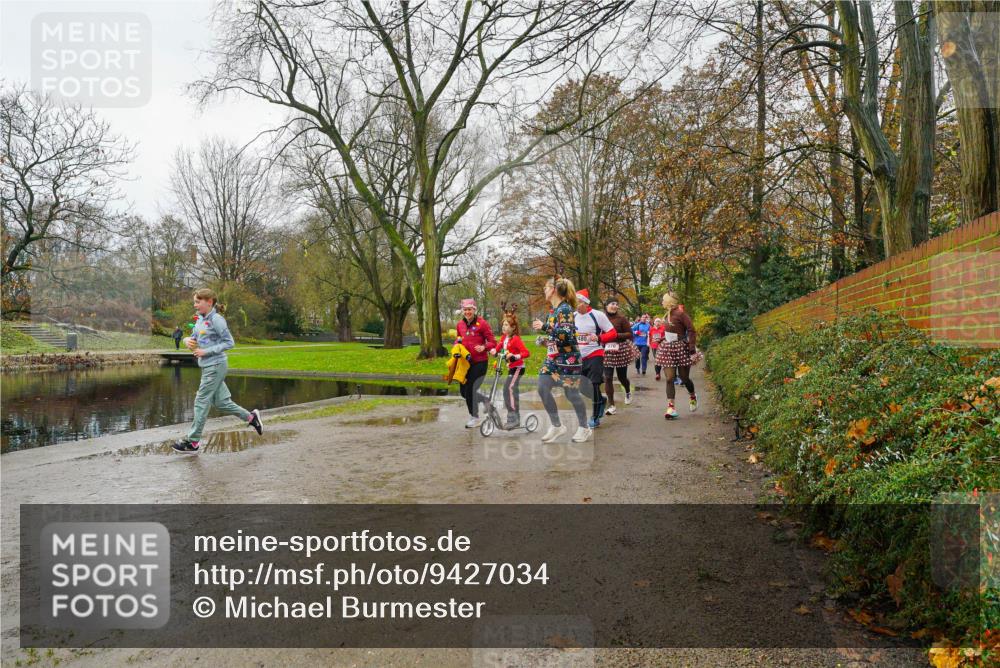 07.12.2025 - St. Pauli X-Mass-Run No. 15 Michael Burmester http://msf.ph/oto/9427034 07.12.2025 11:04:04 Laufen  meine-sportfotos.de