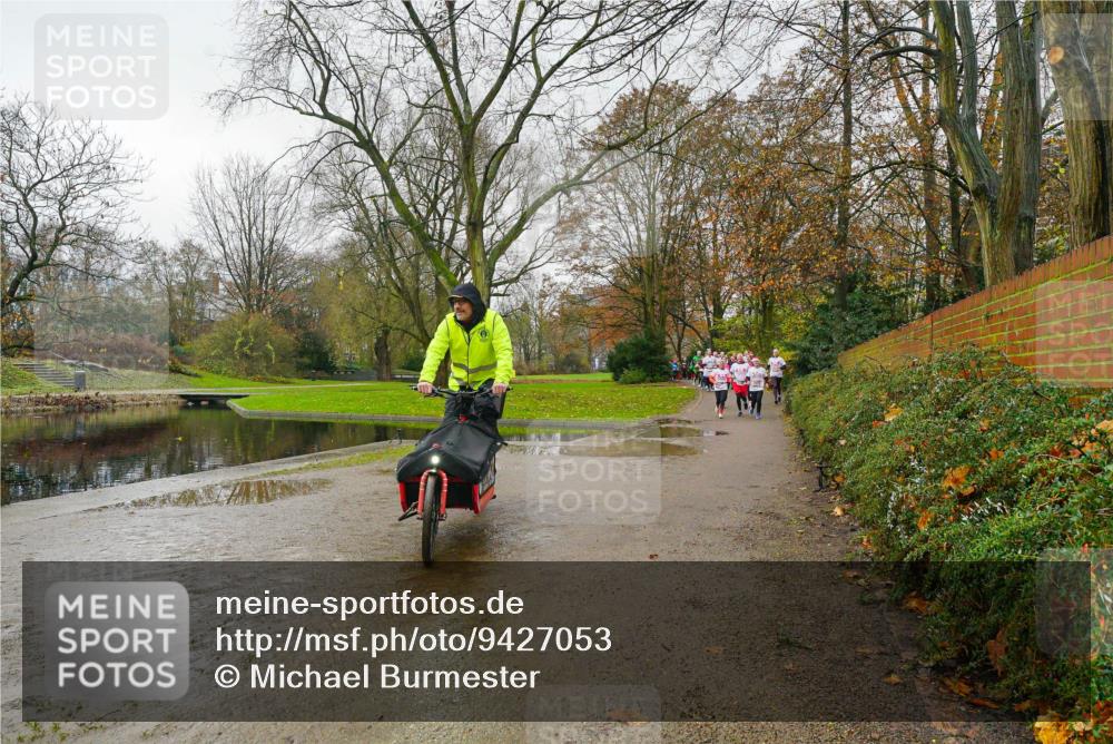07.12.2025 - St. Pauli X-Mass-Run No. 15 Michael Burmester http://msf.ph/oto/9427053 07.12.2025 11:04:33 Laufen  meine-sportfotos.de