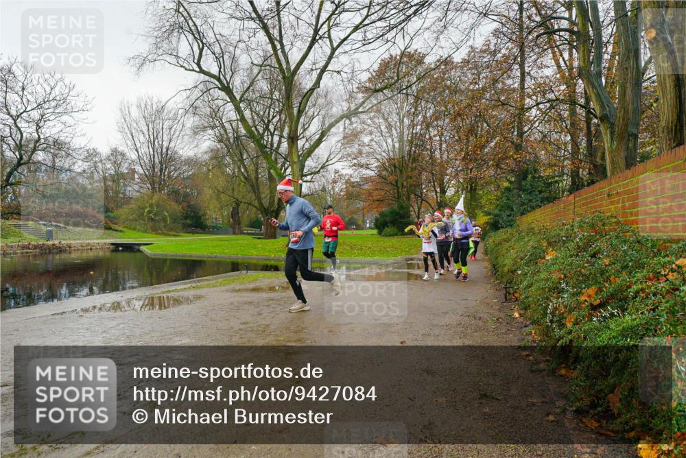 07.12.2025 - St. Pauli X-Mass-Run No. 15 Michael Burmester http://msf.ph/oto/9427084 07.12.2025 11:05:10 Laufen  meine-sportfotos.de