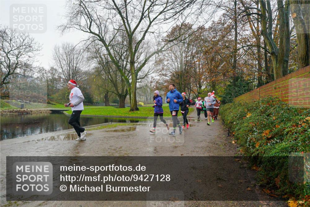 07.12.2025 - St. Pauli X-Mass-Run No. 15 Michael Burmester http://msf.ph/oto/9427128 07.12.2025 11:06:17 Laufen 4653 meine-sportfotos.de