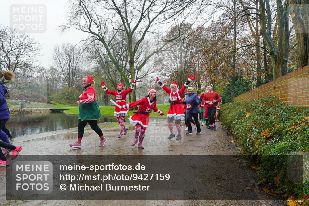 07.12.2025 - St. Pauli X-Mass-Run No. 15 Michael Burmester http://msf.ph/oto/9427159 07.12.2025 11:07:04 Laufen 1925, 1922, 1924, 1941, 4452 meine-sportfotos.de