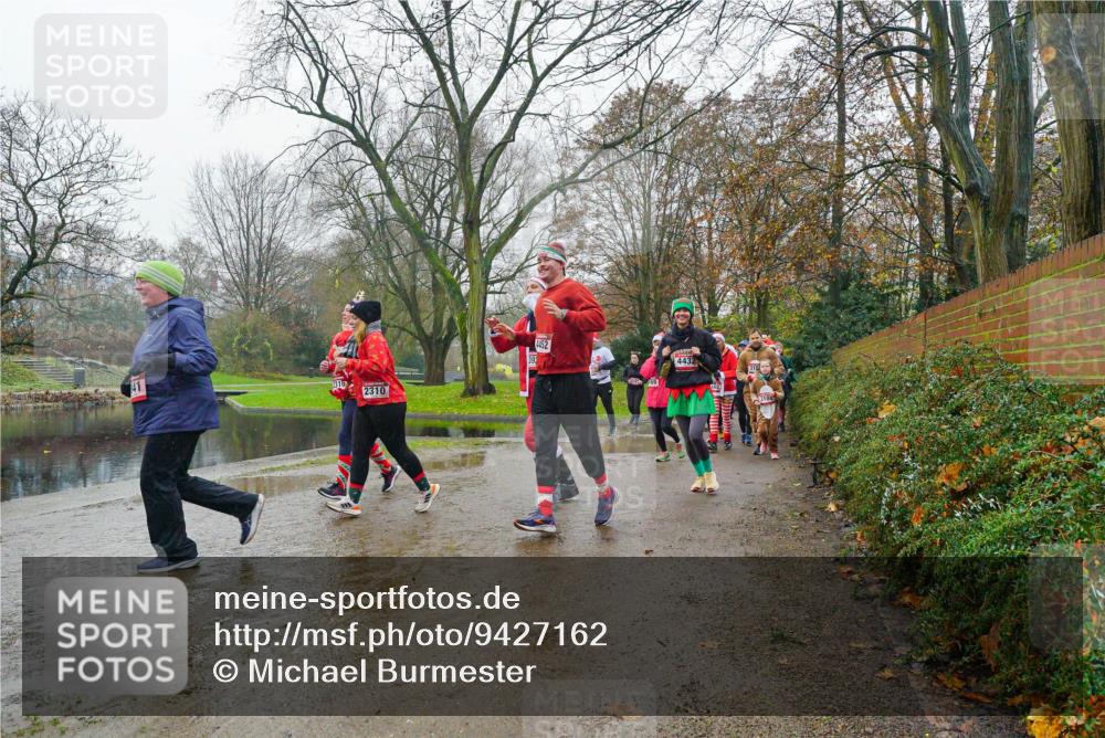 07.12.2025 - St. Pauli X-Mass-Run No. 15 Michael Burmester http://msf.ph/oto/9427162 07.12.2025 11:07:06 Laufen 41, 2310, 4452, 4432, 310 meine-sportfotos.de