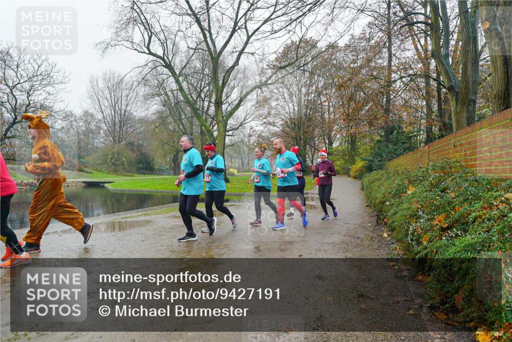 07.12.2025 - St. Pauli X-Mass-Run No. 15 Michael Burmester http://msf.ph/oto/9427191 07.12.2025 11:07:45 Laufen 039, 277 meine-sportfotos.de