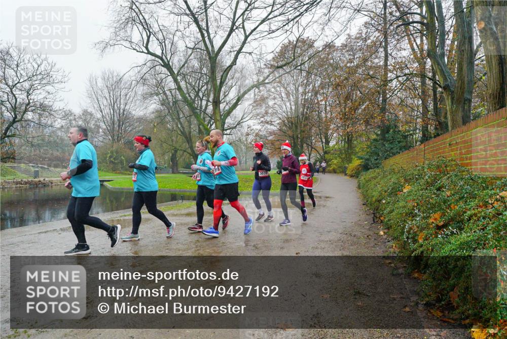 07.12.2025 - St. Pauli X-Mass-Run No. 15 Michael Burmester http://msf.ph/oto/9427192 07.12.2025 11:07:46 Laufen 3039 meine-sportfotos.de