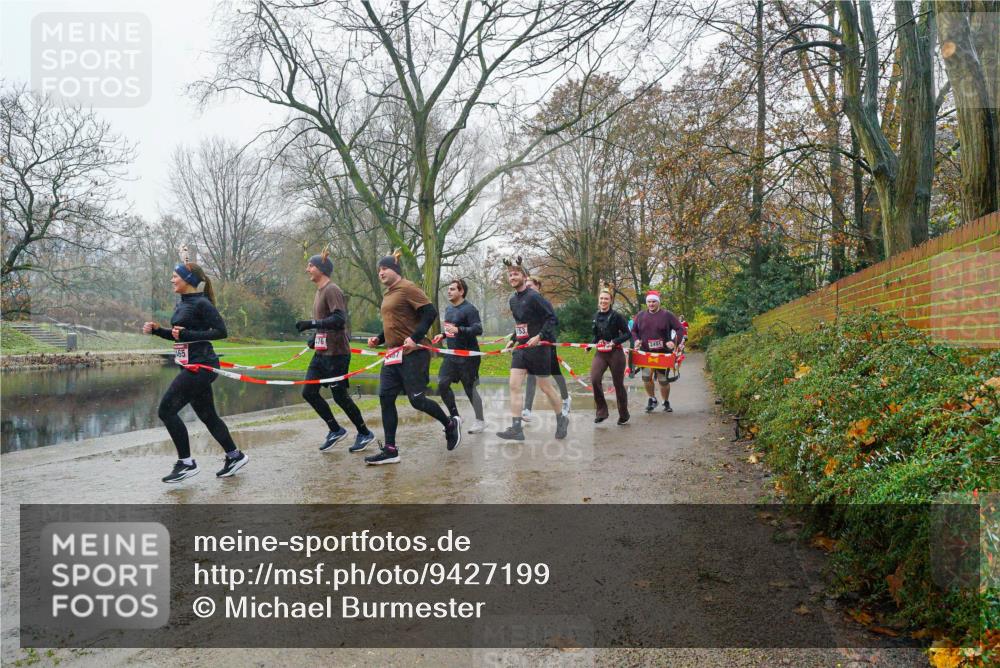 07.12.2025 - St. Pauli X-Mass-Run No. 15 Michael Burmester http://msf.ph/oto/9427199 07.12.2025 11:08:14 Laufen 07, 2401 meine-sportfotos.de