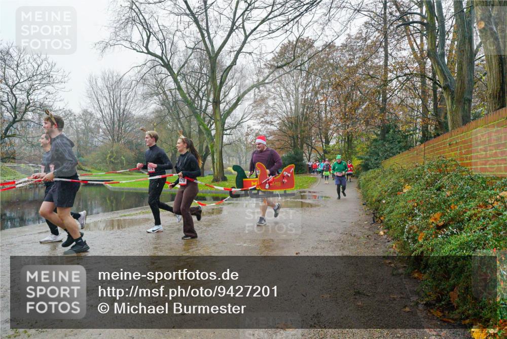 07.12.2025 - St. Pauli X-Mass-Run No. 15 Michael Burmester http://msf.ph/oto/9427201 07.12.2025 11:08:15 Laufen 470, 1938 meine-sportfotos.de