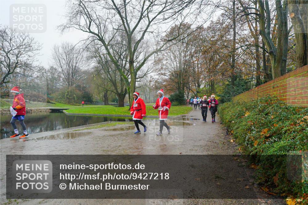 07.12.2025 - St. Pauli X-Mass-Run No. 15 Michael Burmester http://msf.ph/oto/9427218 07.12.2025 11:08:38 Laufen 857, 544 meine-sportfotos.de