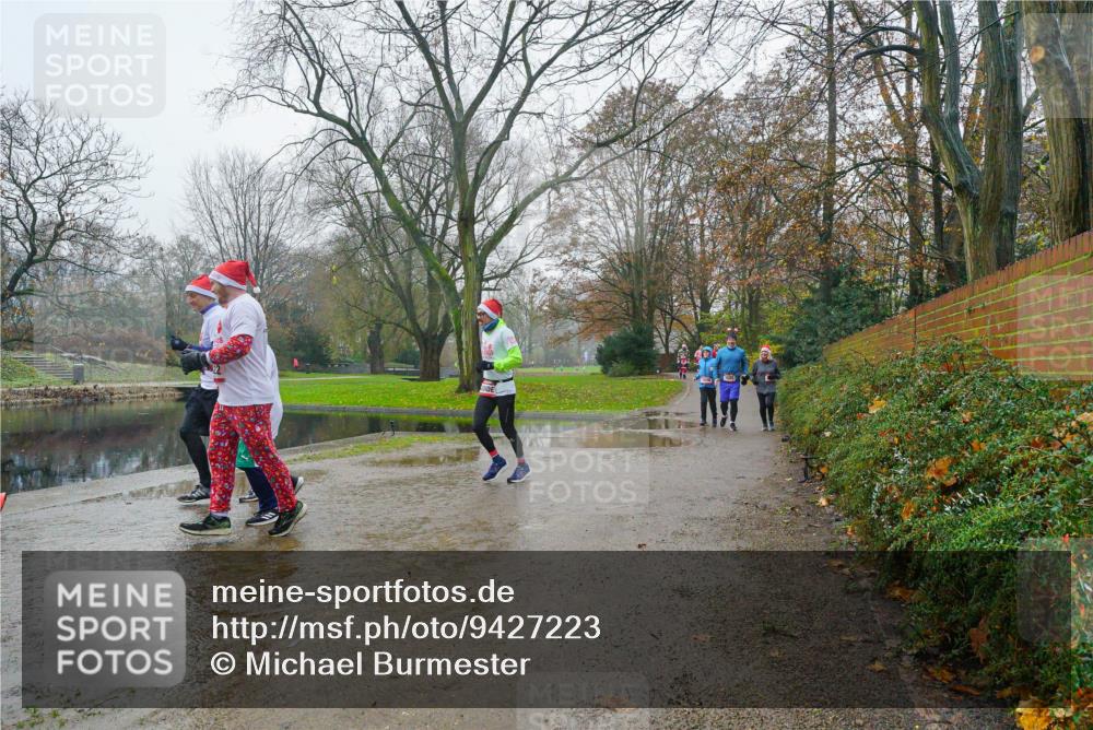 07.12.2025 - St. Pauli X-Mass-Run No. 15 Michael Burmester http://msf.ph/oto/9427223 07.12.2025 11:08:50 Laufen  meine-sportfotos.de