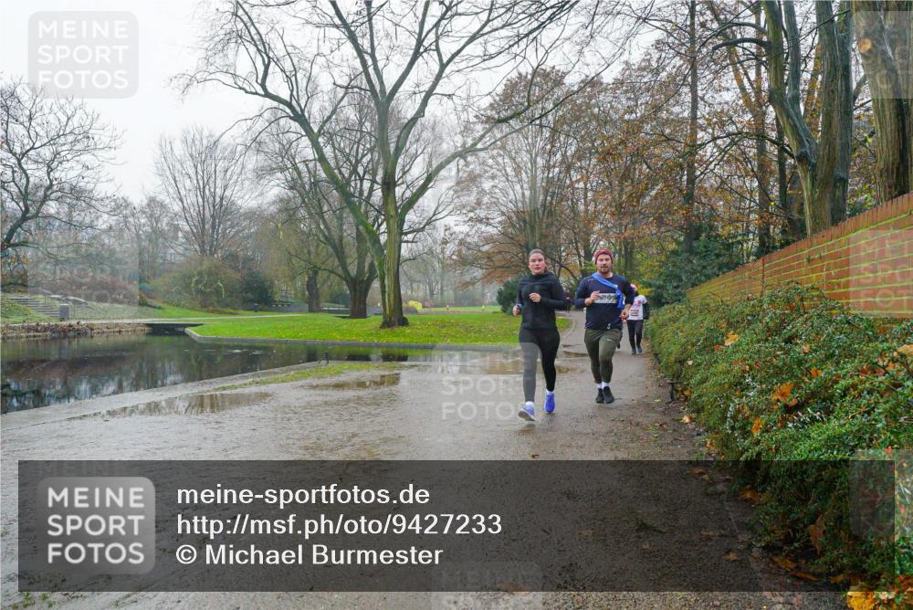 07.12.2025 - St. Pauli X-Mass-Run No. 15 Michael Burmester http://msf.ph/oto/9427233 07.12.2025 11:10:15 Laufen  meine-sportfotos.de