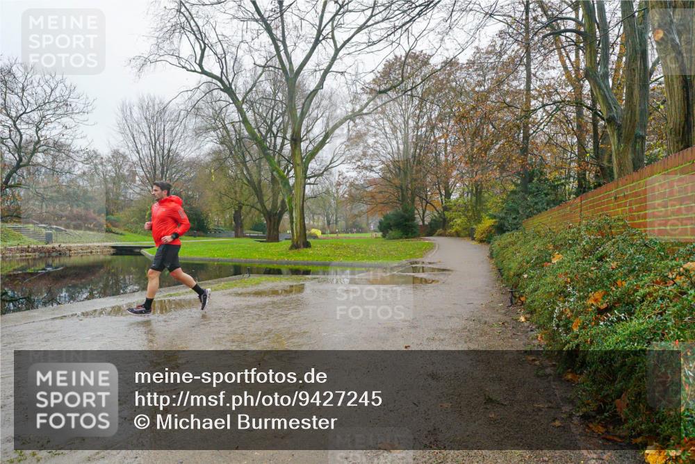 07.12.2025 - St. Pauli X-Mass-Run No. 15 Michael Burmester http://msf.ph/oto/9427245 07.12.2025 11:13:15 Laufen  meine-sportfotos.de