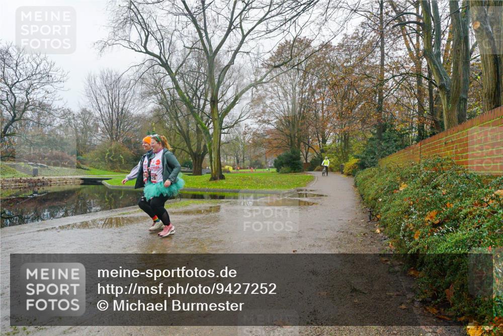07.12.2025 - St. Pauli X-Mass-Run No. 15 Michael Burmester http://msf.ph/oto/9427252 07.12.2025 11:14:47 Laufen  meine-sportfotos.de