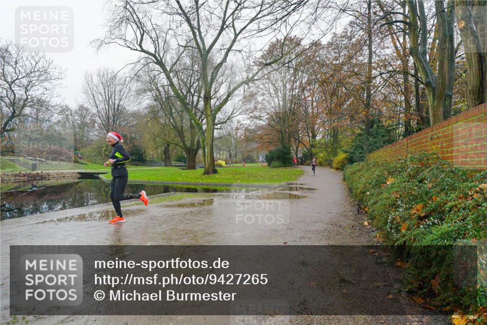 07.12.2025 - St. Pauli X-Mass-Run No. 15 Michael Burmester http://msf.ph/oto/9427265 07.12.2025 11:17:43 Laufen  meine-sportfotos.de