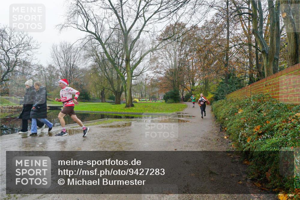07.12.2025 - St. Pauli X-Mass-Run No. 15 Michael Burmester http://msf.ph/oto/9427283 07.12.2025 11:19:11 Laufen  meine-sportfotos.de