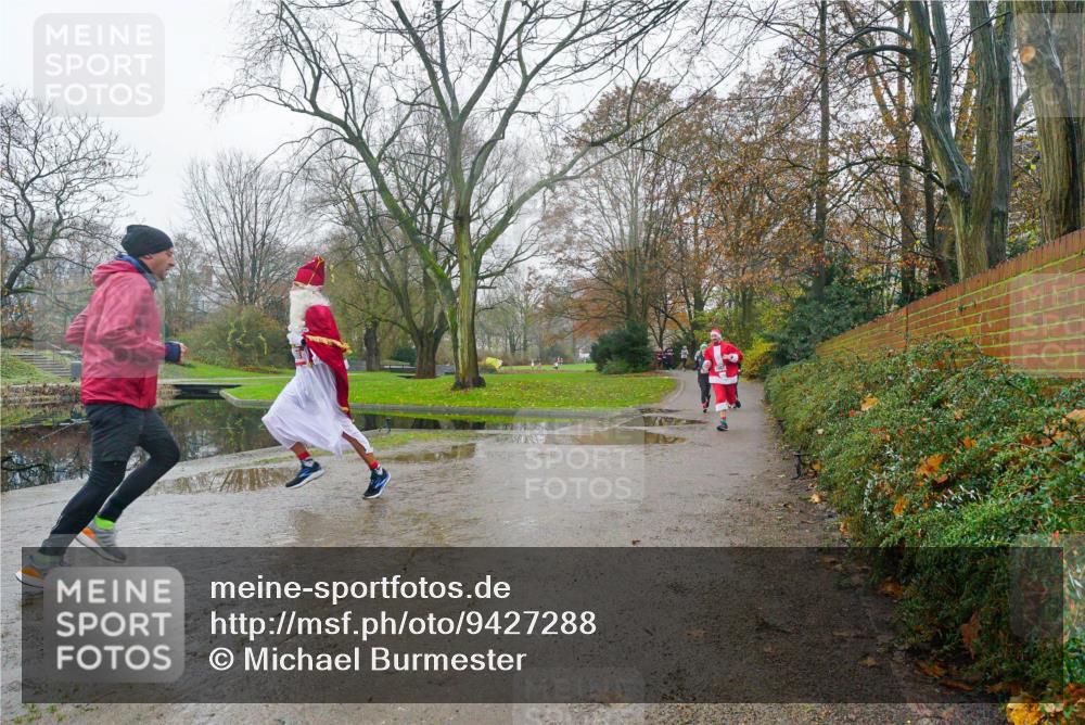 07.12.2025 - St. Pauli X-Mass-Run No. 15 Michael Burmester http://msf.ph/oto/9427288 07.12.2025 11:20:07 Laufen  meine-sportfotos.de