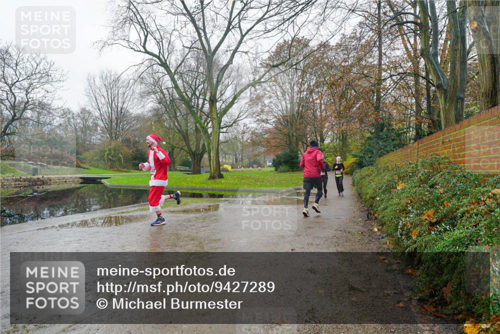 07.12.2025 - St. Pauli X-Mass-Run No. 15 Michael Burmester http://msf.ph/oto/9427289 07.12.2025 11:20:09 Laufen  meine-sportfotos.de