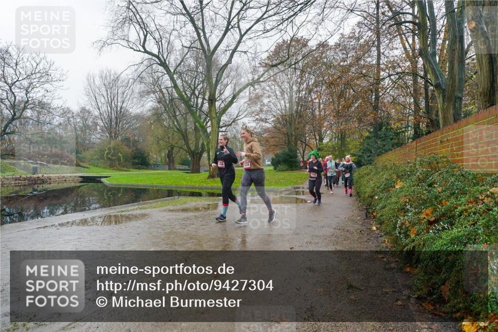 07.12.2025 - St. Pauli X-Mass-Run No. 15 Michael Burmester http://msf.ph/oto/9427304 07.12.2025 11:20:47 Laufen 1834, 3592 meine-sportfotos.de